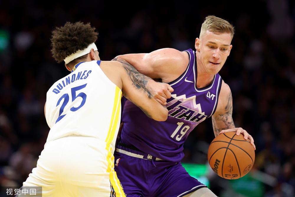 站稳了脚跟 站稳了脚跟